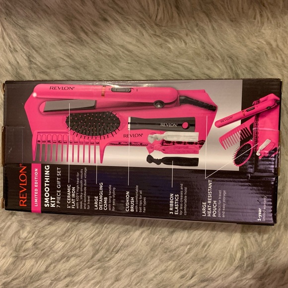 Revlon Smoothing Flat Iron Kit (7 piece set) - Picture 2 of 2